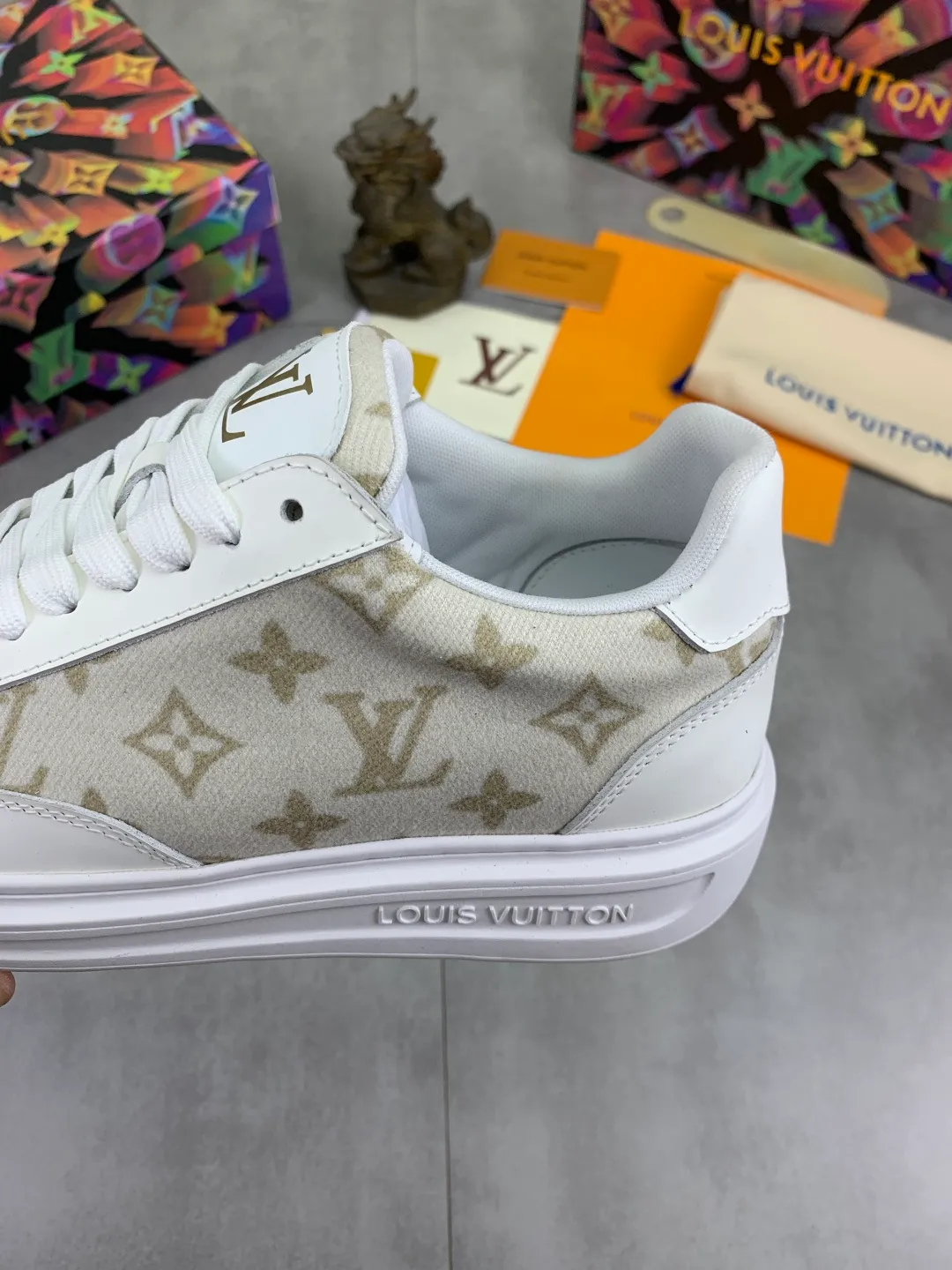 Men's men's shoes💰P520💰[New model]🆘High quality cowhide [Louis Vuitton]LV official website latest model🎁casual and fashionable men's shoes👟hot style💥simple and elegant style, exclusive for trendy men. Unique official website latest brand elements👑original decoration, fashionable and generous, the fabric is made of original denim➕comfortable and breathable mesh lining➕cow leather feet ✅The official website specifies wear-resistant casual outsole, the classic model is taken in real life🎬Color: 5⃣️colors available😍Number of codes: 38-44 Full set of packaging